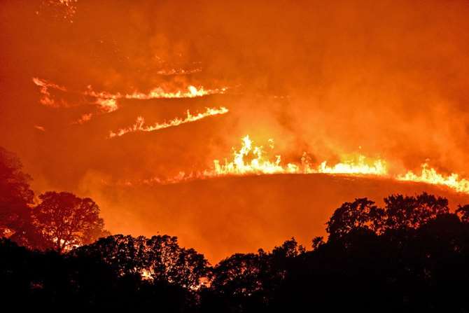 Число погибших пожаров в Калифорнии возросло до 83