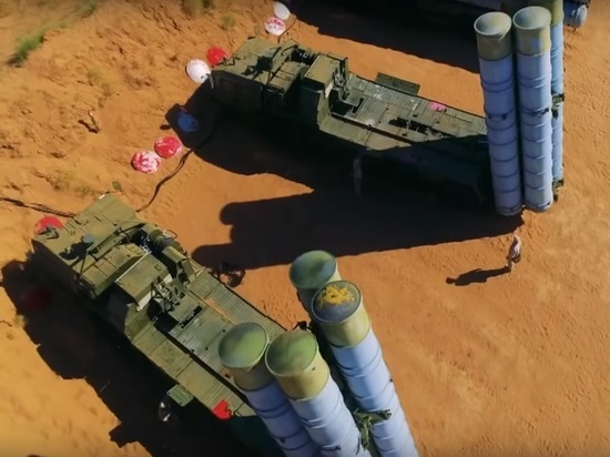 Business Insider: массивные мировые державы сражаются за русские зенитно-ракетные комплексы