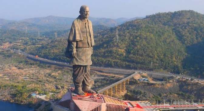 Самую высокую статую в мире открыли в Индии