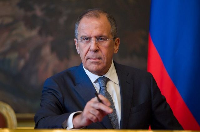 Лавров: РФ не будет умолять об отмене санкций
