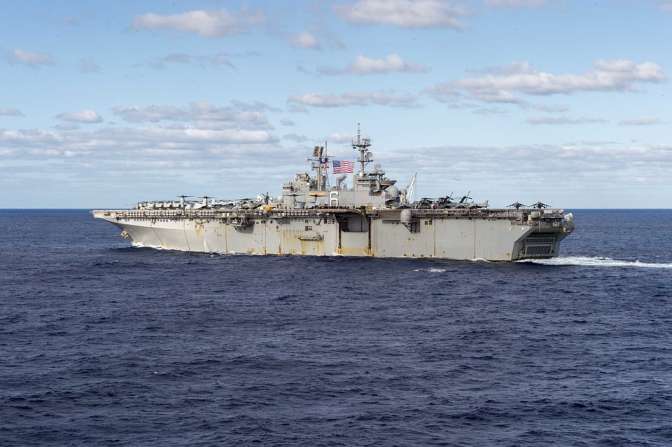 Командующий Пятым флотом США совершил самоубийство