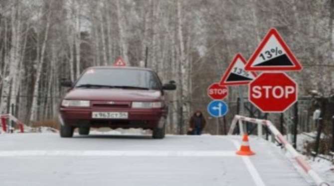 Автошколы будут обучать езде на скорости 110 километров в час