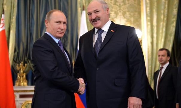 Лукашенко привез на переговоры в Кремль сало и 4 мешка картошки