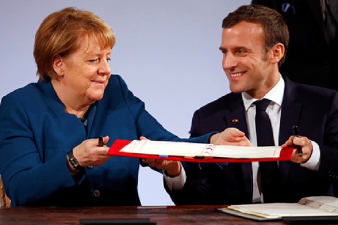 Меркель и Макрон подписали новый договор о дружбе между ФРГ и Францией