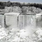 Замерз Ниагарский водопад — Туристы в шоке
