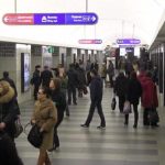 Мужчина попал под поезд на станции метро «Ленинский проспект»