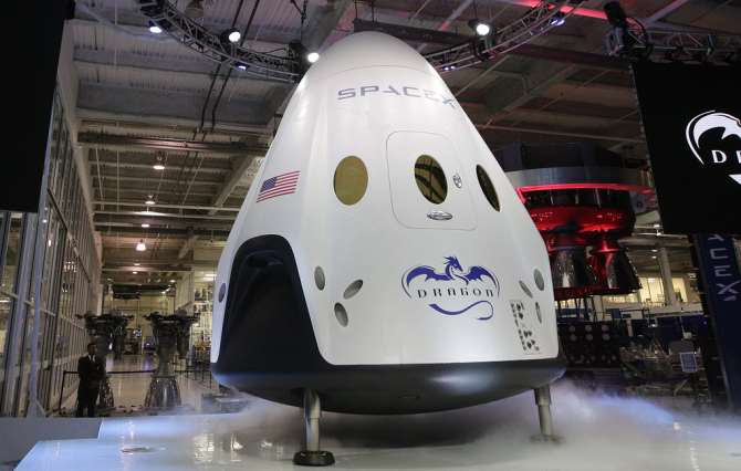 1-ый полет к МКС корабля Dragon-2 планируется на начало февраля