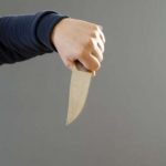 Вооруженный мужчина напал на школу в столице Китая: 20 детей пострадали