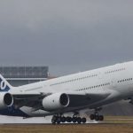 Видео посадки А380 при шквальном ветре попало в Сеть