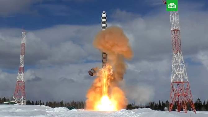 Специалист: 10 вырабатываемых в Красноярске ракет «Сармат» уничтожат все население США