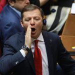Украинский кандидат в президенты объявил о готовящейся депутатами Порошенко «гадости»