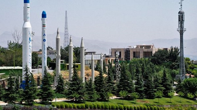 Иран презентовал новейшую ракету, способную поразить Израиль и РФ