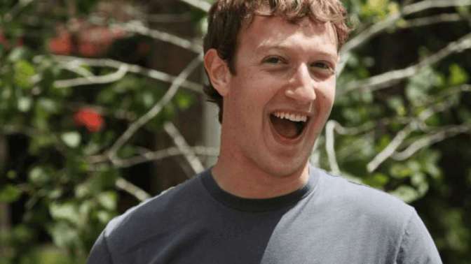 Социальная сеть Facebook тайно платил пользователям