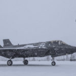 На Аляску будут переброшены 150 F-22 и F-35. Зачем?