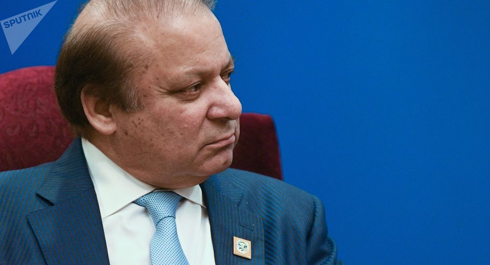 Бывший премьер-министр Пакистана Наваз Шариф остается в Великобритании, избегая продолжающегося дела о взяточничестве