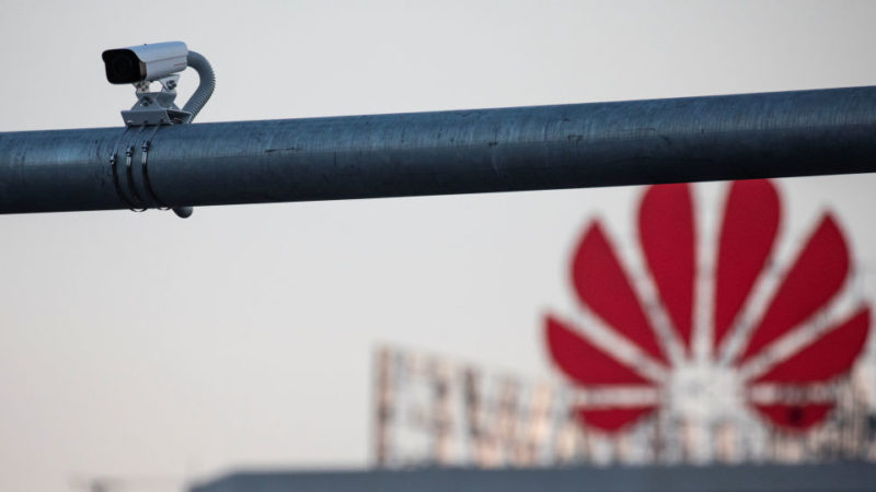 Отказ от Huawei дорого обойдется телекоммуникационным компаниям США