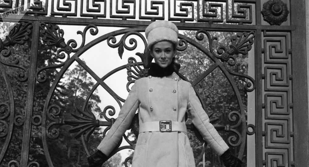 Советская мода: модные осенние наряды для женщин 1960-1970-х годов