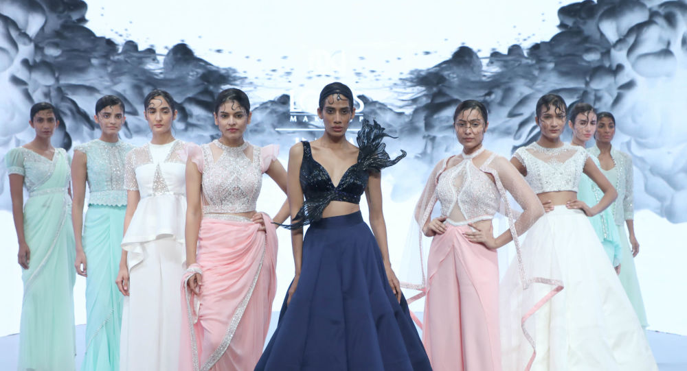 Идеальное сочетание чувственности и элегантности: основные моменты Недели моды в Индии весна-лето 2021
