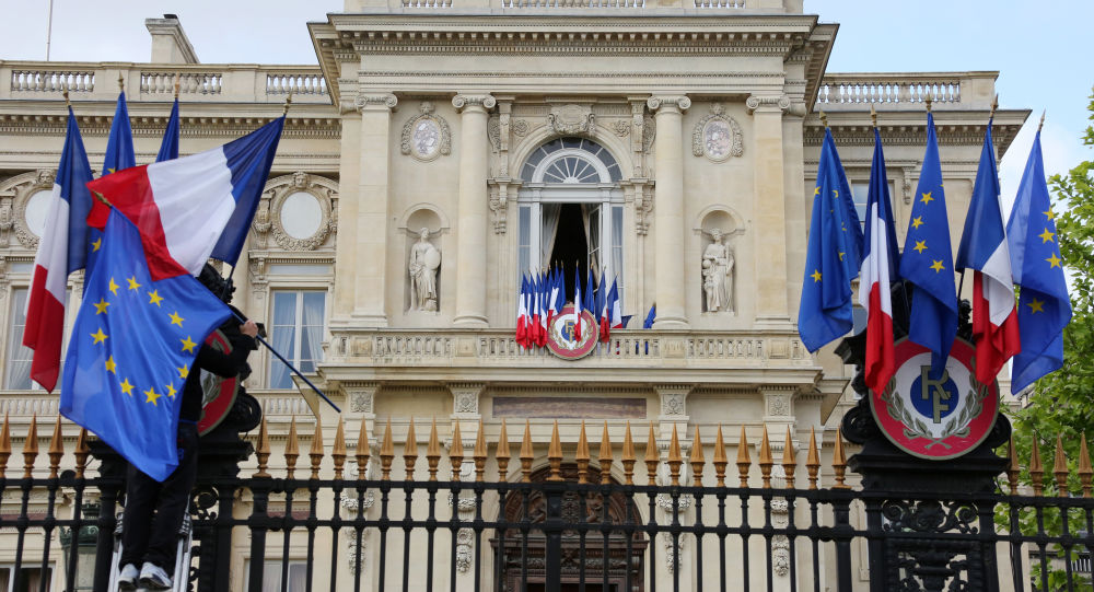 МИД: Франция не признает независимость Республики Арцах