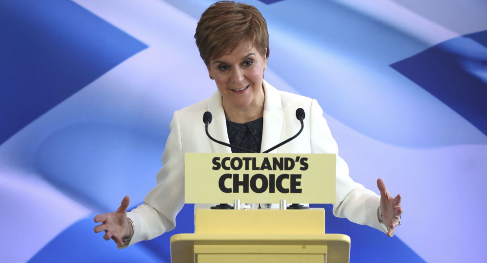 Шотландия «на пороге» создания истории, как Никола Стерджен, чтобы сказать, что независимость «на виду»