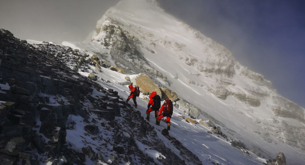 Сообщается, что Непал скоро объявит о новой высоте горы Эверест