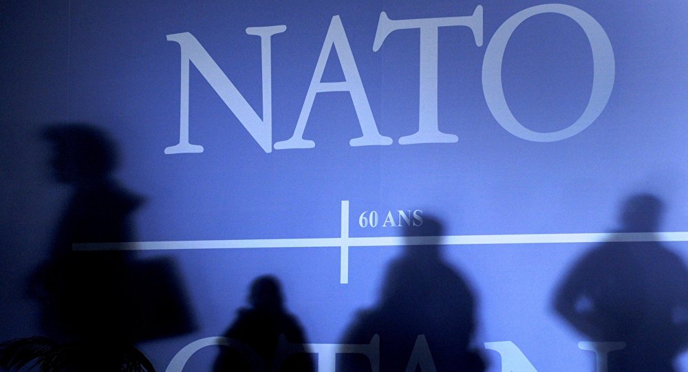 Сообщается, что в НАТО возмущены тем, что «безответственный» Трамп «неправильно справляется с переходом Пентагона к команде Байдена»