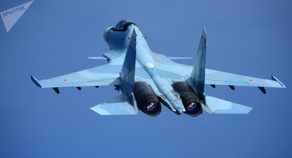 Российский Су-30 перехватил американские и французские самолеты-шпионы над Черным морем