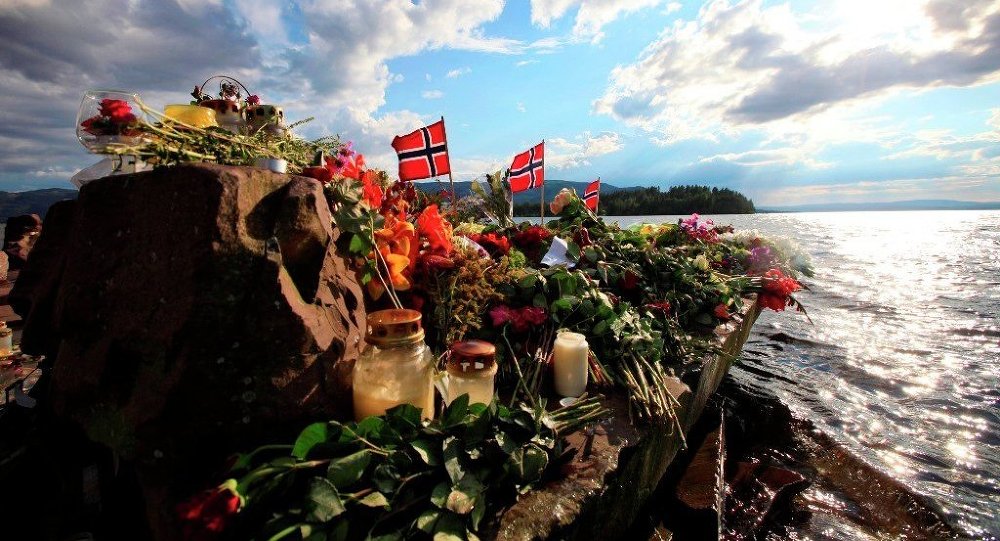 Норвежский антирасистский мемориал под названием «Брейвик был прав» накануне 10-летней годовщины нападений