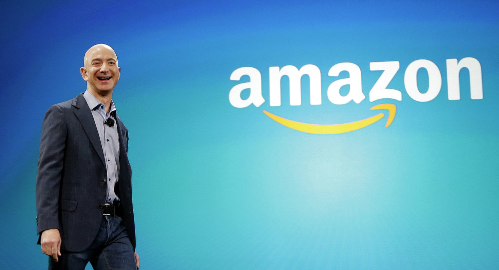 Amazon сообщает об огромных прибылях, поскольку генеральный директор Джефф Безос готовится уйти