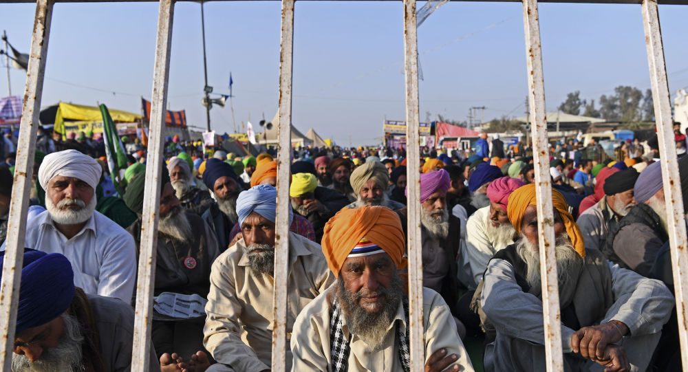 Индийские фермеры, протестующие возле Дели, молятся, чтобы Моди был «мудрее» в Новый год и отменил законы о фермах