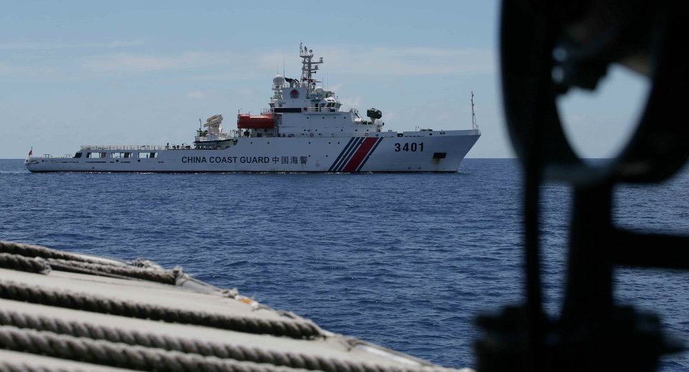 Китай разрешил береговой охране вести огонь по иностранным судам, поскольку США отправляют ударную группу авианосцев в регион