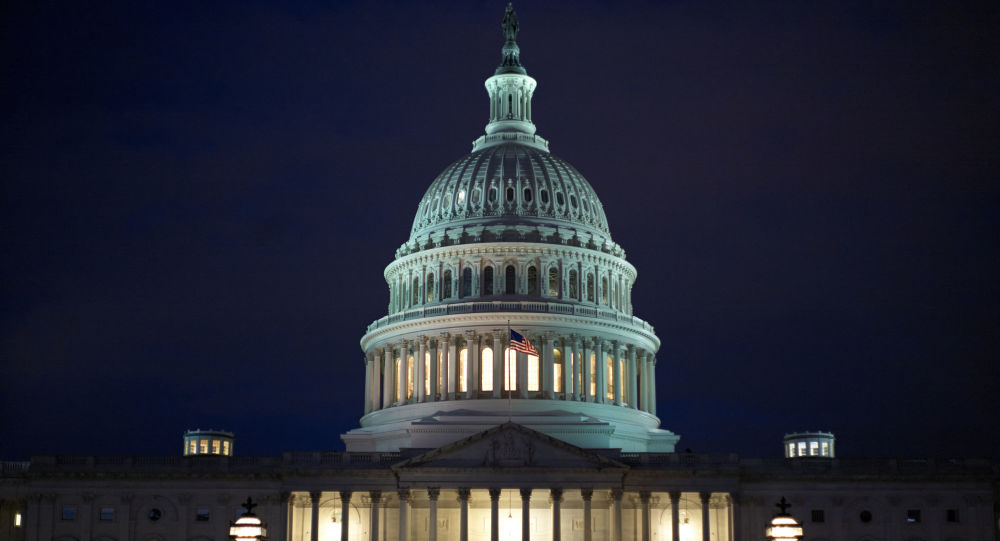 Новые сенаторы США приведены к присяге 117-м Конгрессу