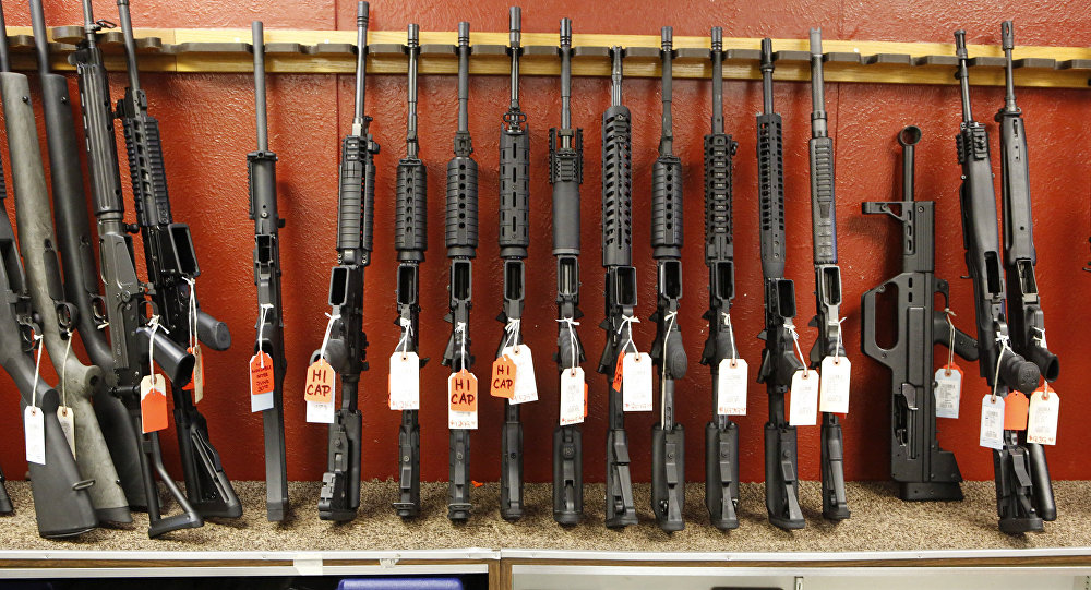 ‘From My Cold Dead Hands’: консерваторы США бьют тревогу из-за призыва Байдена к ужесточению законов об оружии