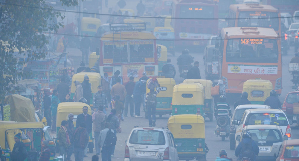 Нью-Дели, пораженный загрязнением, решает перейти только на электромобили