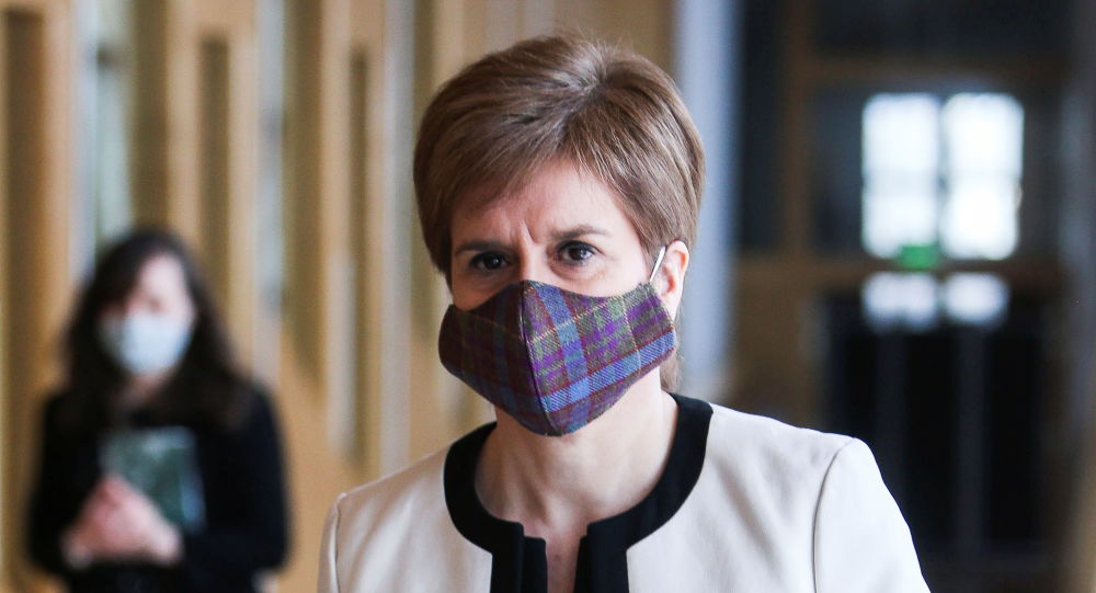 Первый министр Шотландии Осетр «должен уйти в отставку», если она нарушила правила преследования экс-лидера партии