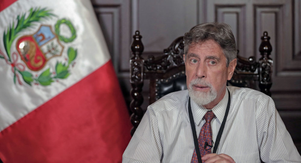 По словам президента, около 500 перуанских чиновников тайно вакцинированы от COVID-19