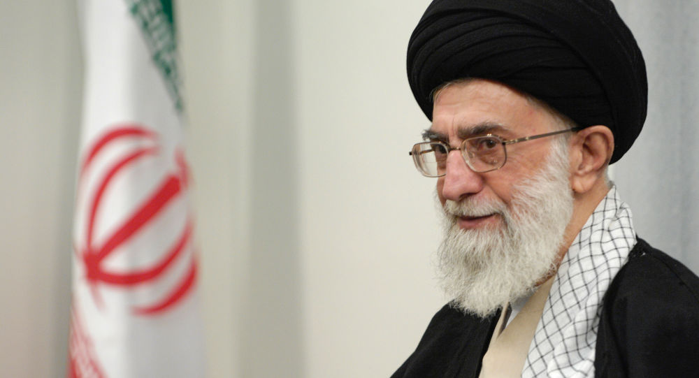 «Бесполезность санкций»: Хаменеи указывает на то, как Иран противостоит экономическим санкциям США