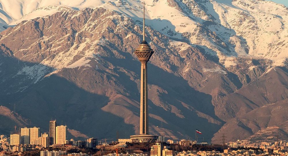 Высокопоставленный иранский депутат заявил, что Тегерану необходимо подписать пакт о стратегическом партнерстве с Москвой