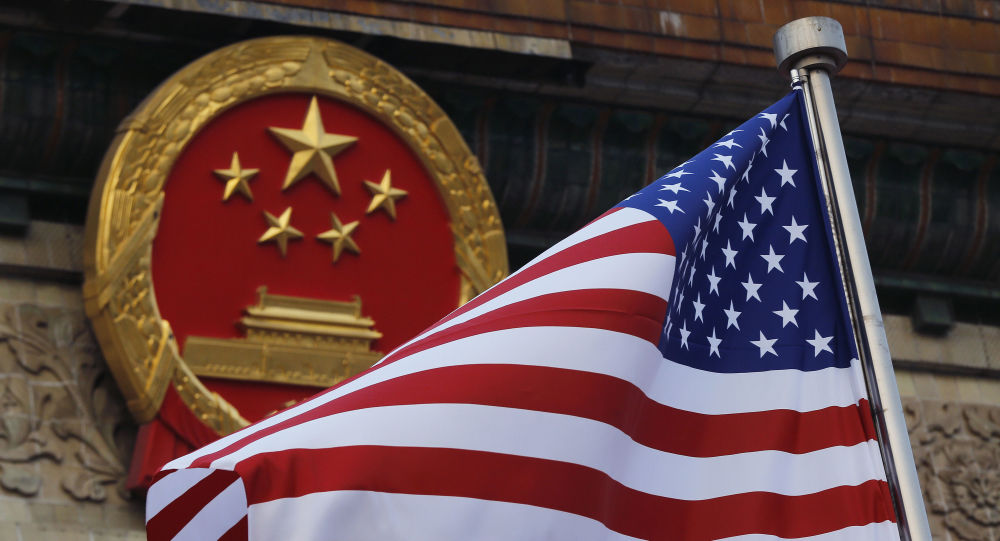 Китай обещает отреагировать на внесение США в черный список 23 китайских компаний, заявило министерство торговли