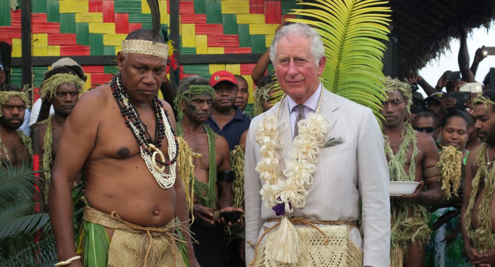 Принц Чарльз может заменить «черного» отца Филиппа «истинным мессией» среди прихожан с Тихого океана