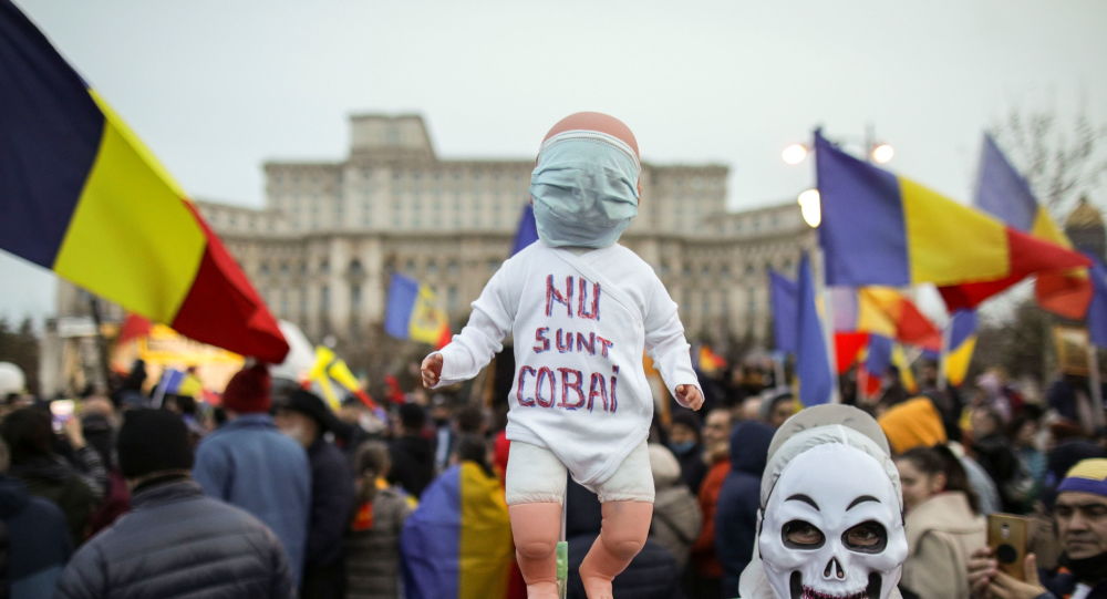 Румыны протестуют против ограничений COVID-19 и вакцинации в Бухаресте — Digi 24 TV