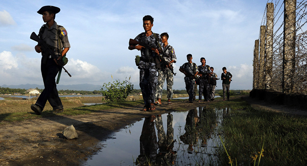 Сообщается, что шесть военнослужащих погибли в результате взрыва на базе ВВС в центре Мьянмы