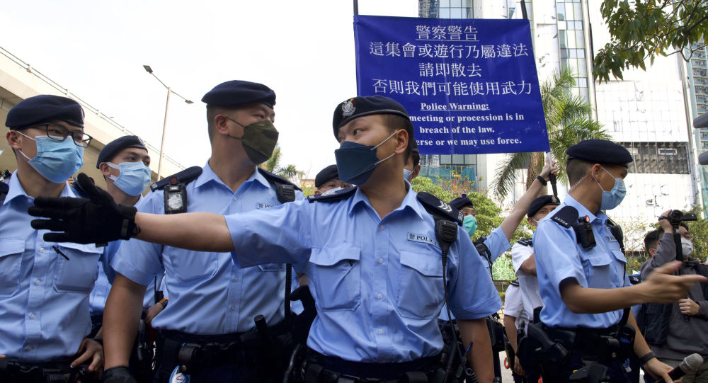 Великобритания одобрила ходатайство о предоставлении убежища для бывшего гонконгского законодателя, разыскиваемого Китаем