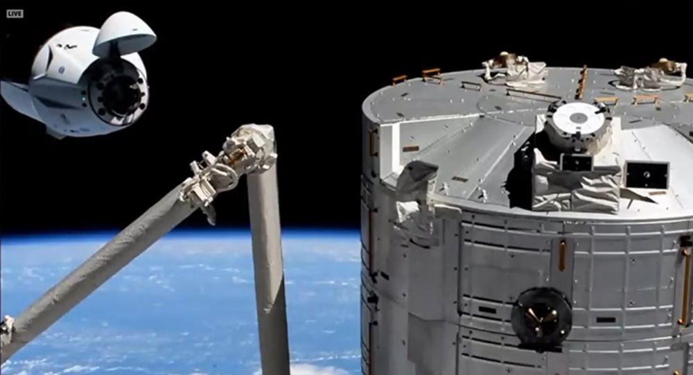 Закрытие люка SpaceX Crew Dragon ‘Resilience’