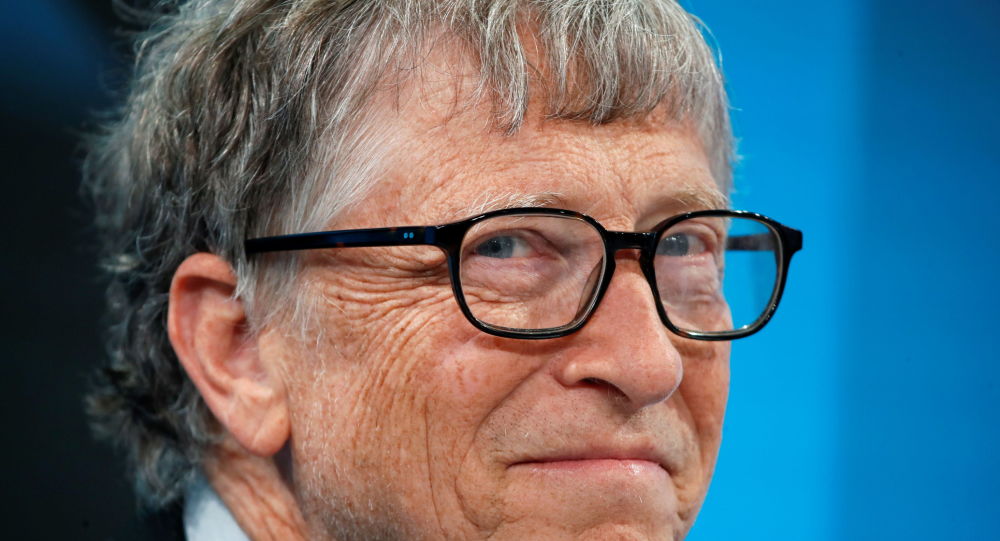 Генеральный директор Microsoft замалчивает роман Билла Гейтса с сотрудником