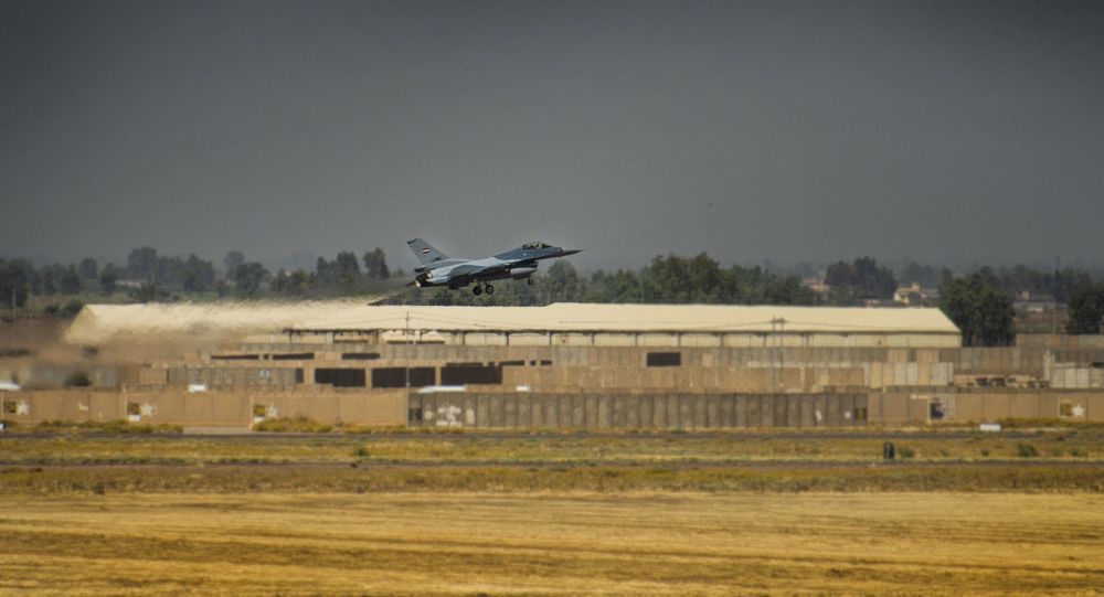 Иракская авиабаза Балад подверглась ракетному обстрелу, заявляет возглавляемая США коалиция