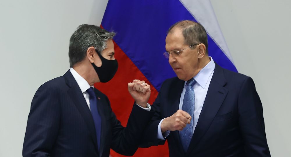 Лавров надеется, что Путин и Байден определят дальнейшие шаги по улучшению российско-американских отношений