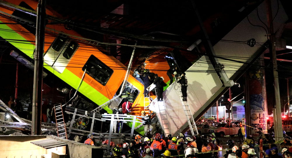 Смотрите: кадры видеонаблюдения фиксируют точный момент обрушения эстакады в Мехико