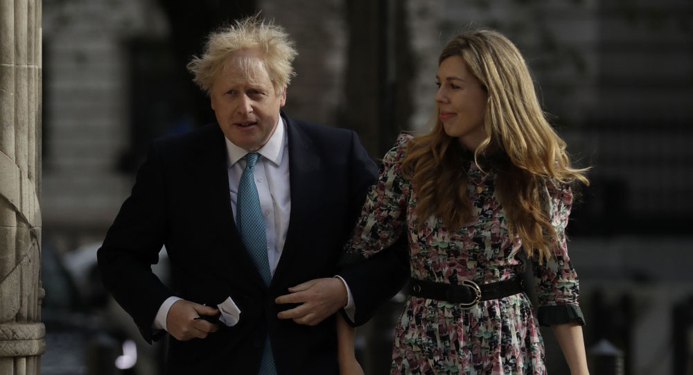 Согласно сообщениям, премьер-министр Великобритании Джонсон женится на невесте на тайной церемонии