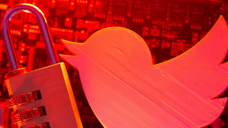 Twitter заставляет пользователей подвергать самоцензуре «оскорбительные» ответы на твиты